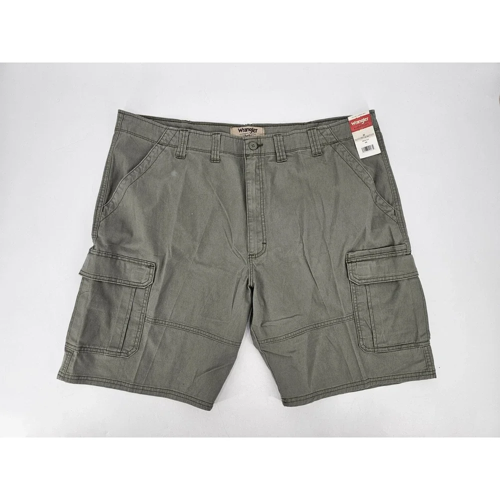 NWT Wrangle Authentics Shorts Men's Size 44‎ Cargo Pockets Outdoors Green
